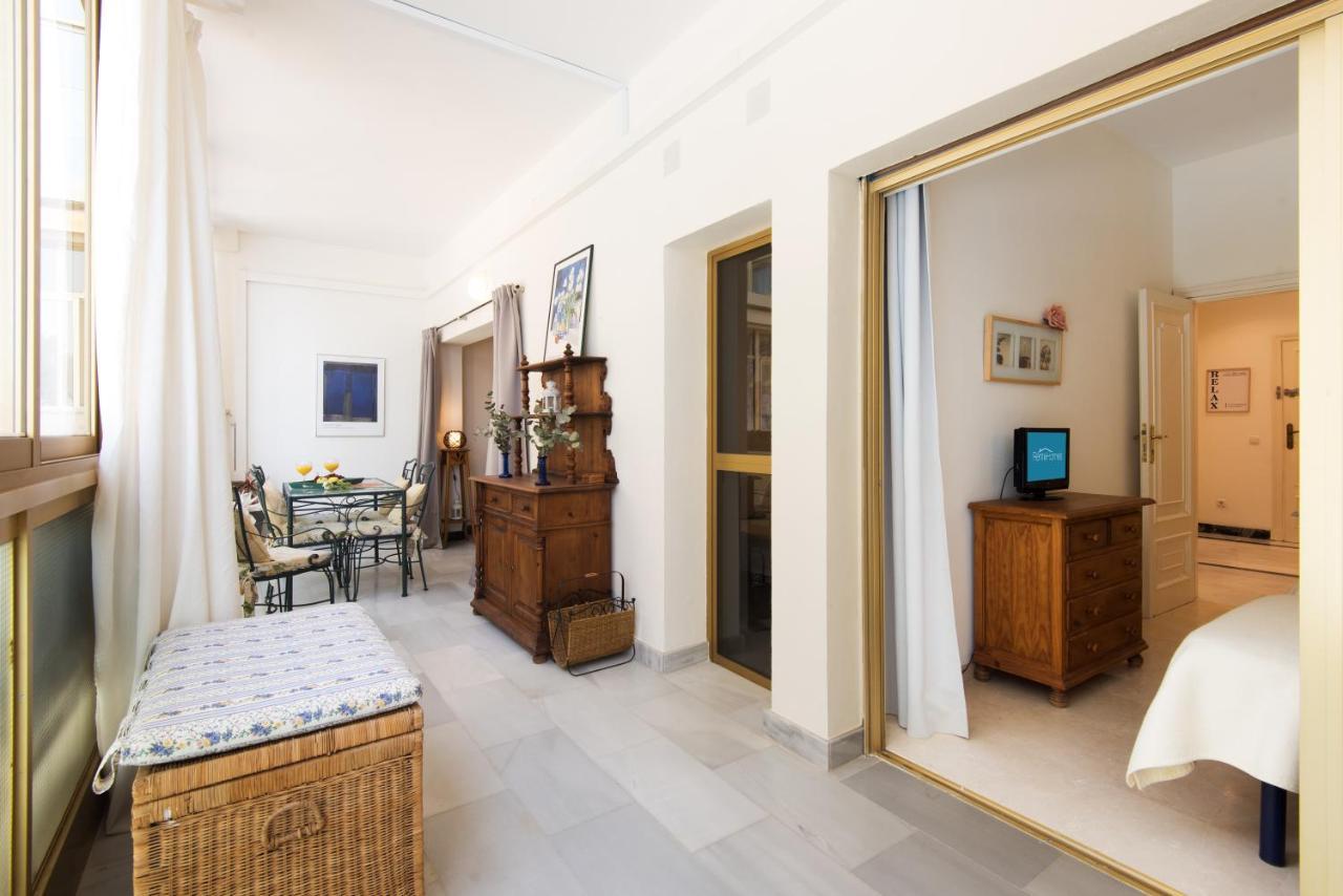 RentAndHomes Beachfront Marbella Center Extérieur photo
