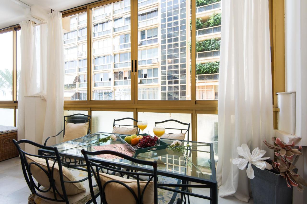 RentAndHomes Beachfront Marbella Center Extérieur photo