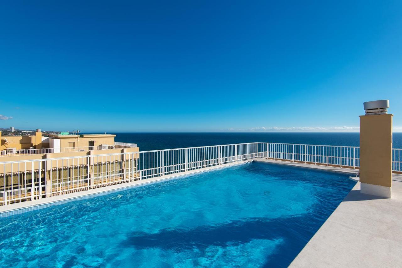 RentAndHomes Beachfront Marbella Center Extérieur photo