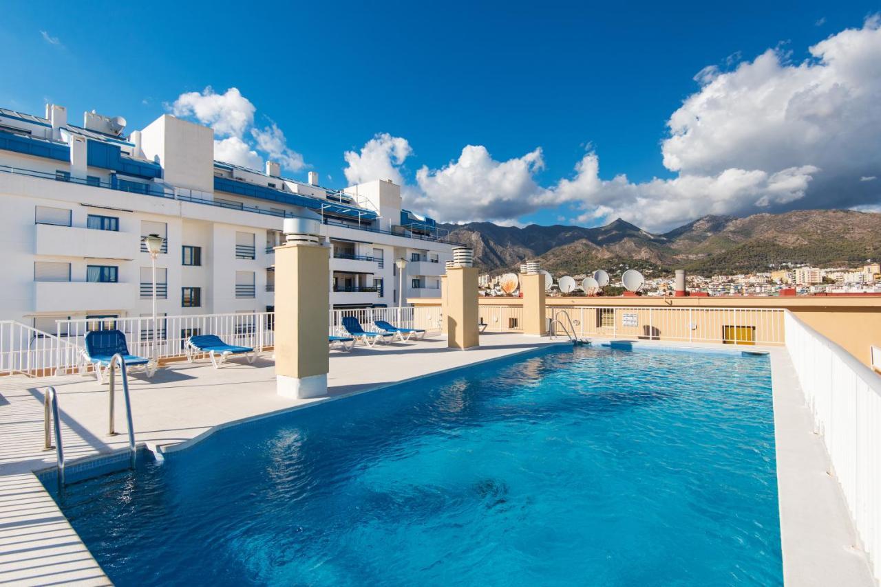 RentAndHomes Beachfront Marbella Center Extérieur photo